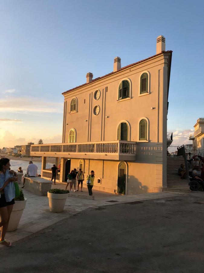 Casa Vacanze Bianca Поцало Екстериор снимка